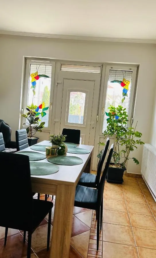 Willa Eros Haz Parter Hajdúszoboszló